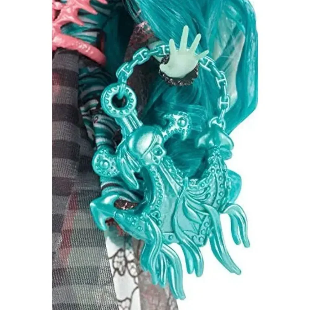 NWT Monster High‎ Haunted Vandala Doubloons Doll 2014 Collectible NRFB - Picture 8 of 16